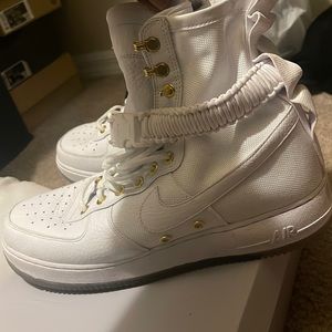 Mens high top combat Air Force ones